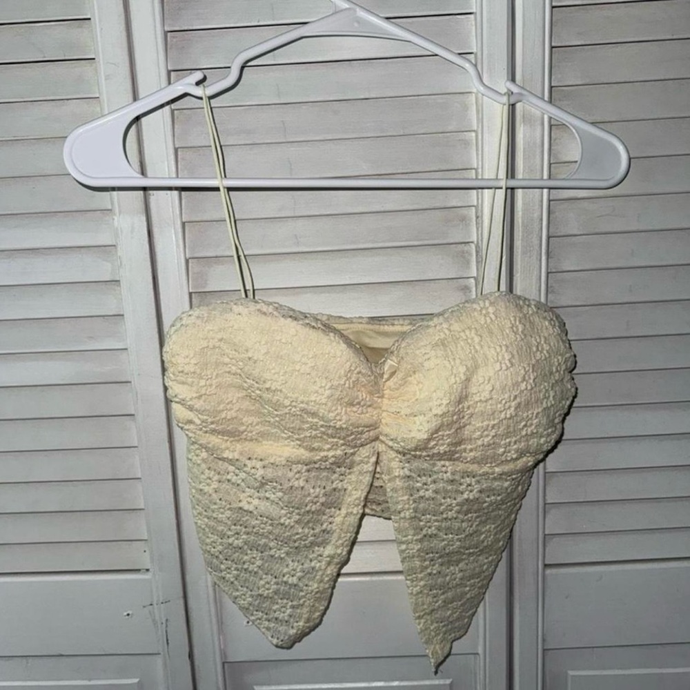 SHEIN Cream Lace Strapless Top